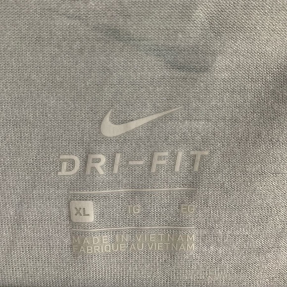 Nike tank top - Picture 3 of 5